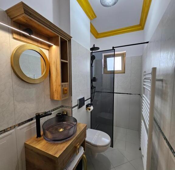 هتل Colt De Rai Deluxe & Spa