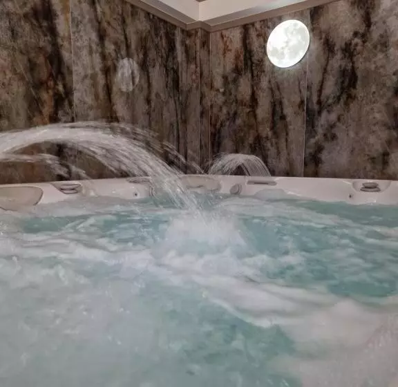 Hotelli Colt De Rai Deluxe & Spa