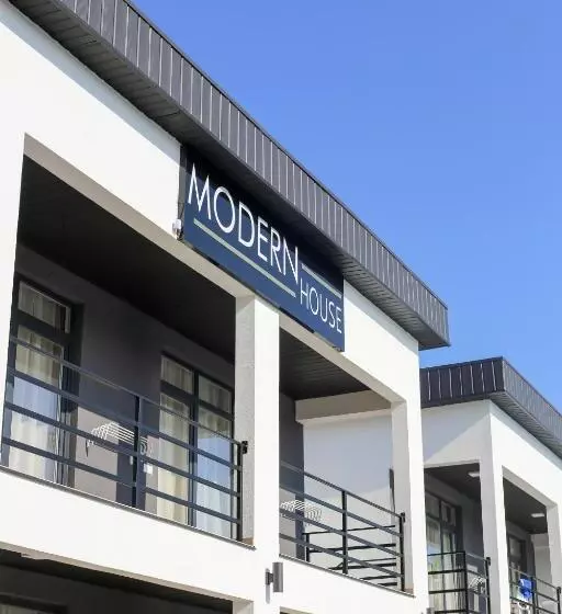 リゾートホテル Modern House
