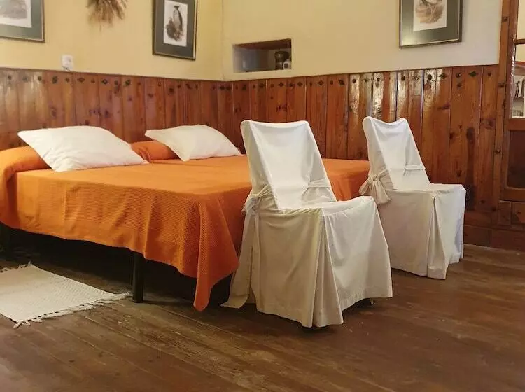 ホテル Rural El Vaqueril