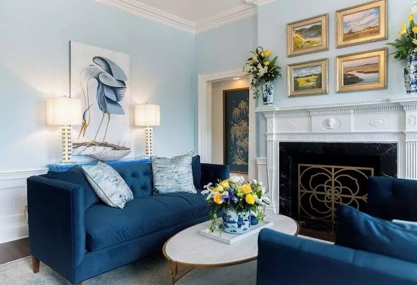 ホテル The Harvey