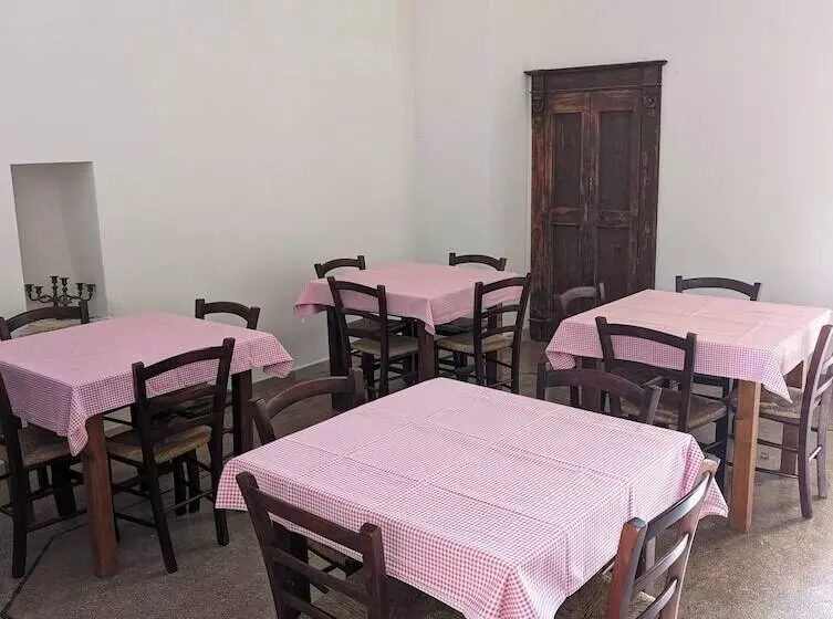 Aamiaismajoitus (B&B) The Art Of Leo