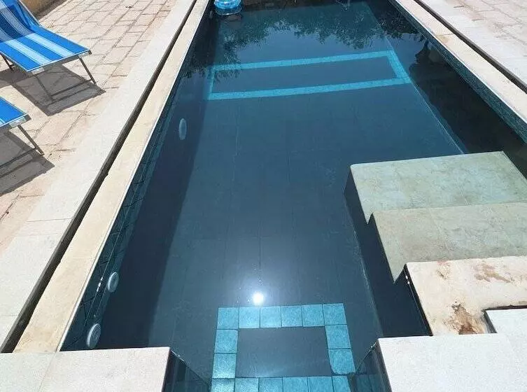 Aamiaismajoitus (B&B) The Art Of Leo