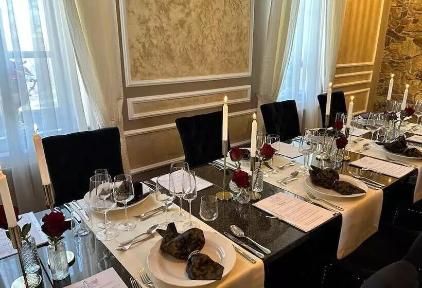 ホテル Zámek Kvasetice