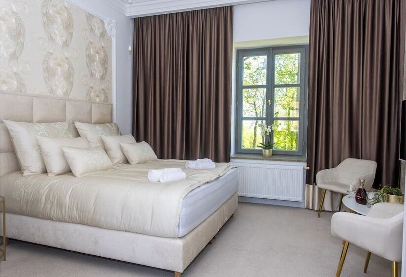 فندق Zámek Kvasetice