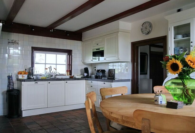 B&b Rechthuis Van Zouteveen