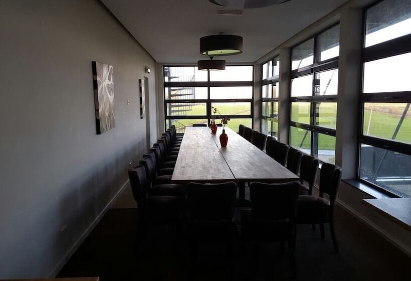 בית מלון כפרי Wassenaar