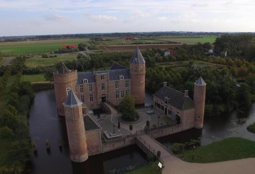 Strandhotel Dennenbos