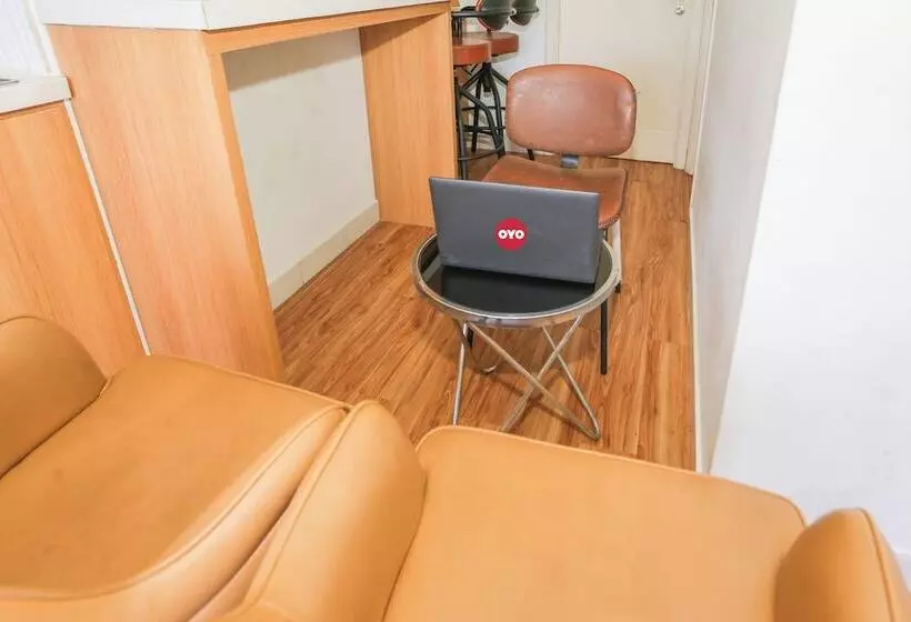 Hotelli Oyo 93933 King S Room