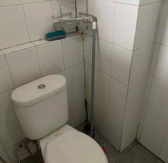 Hotelli Oyo 93952 Dms Property