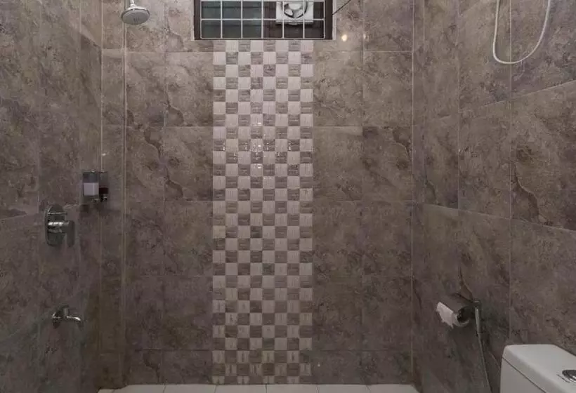 ホテル The Fawn Cottage