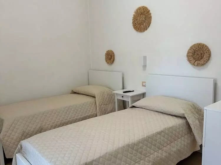 Aamiaismajoitus (B&B) Li Mori Rooms