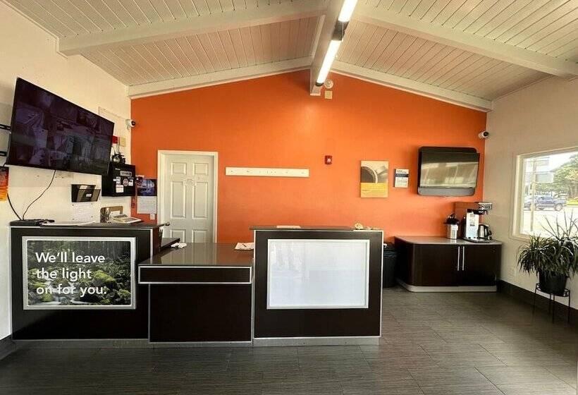 モーテル Beachside Inn