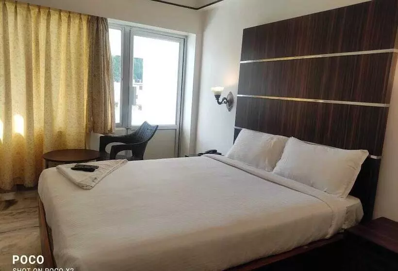 Hotelli Nachiappa Palaniappa Grand Inn