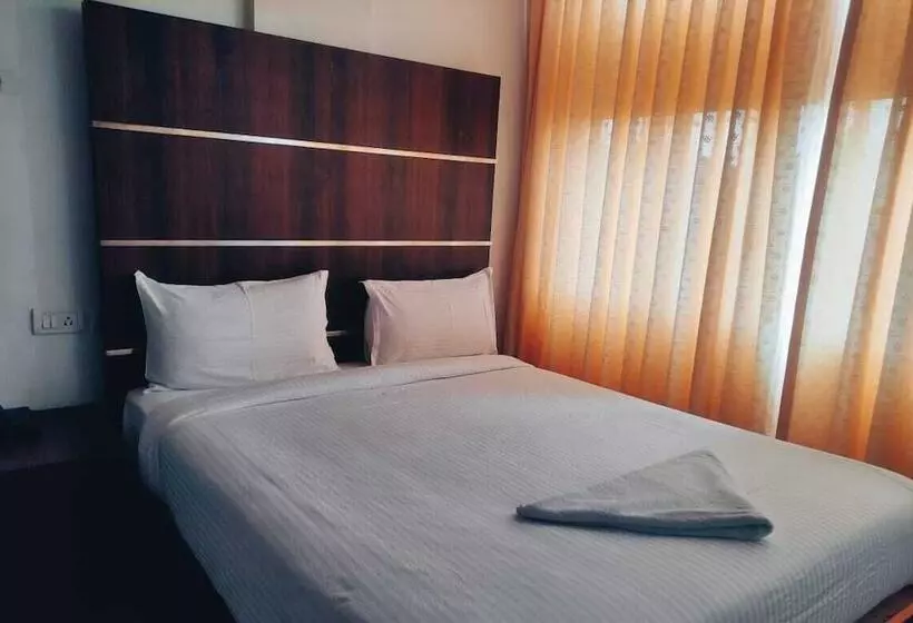 Hotelli Nachiappa Palaniappa Grand Inn