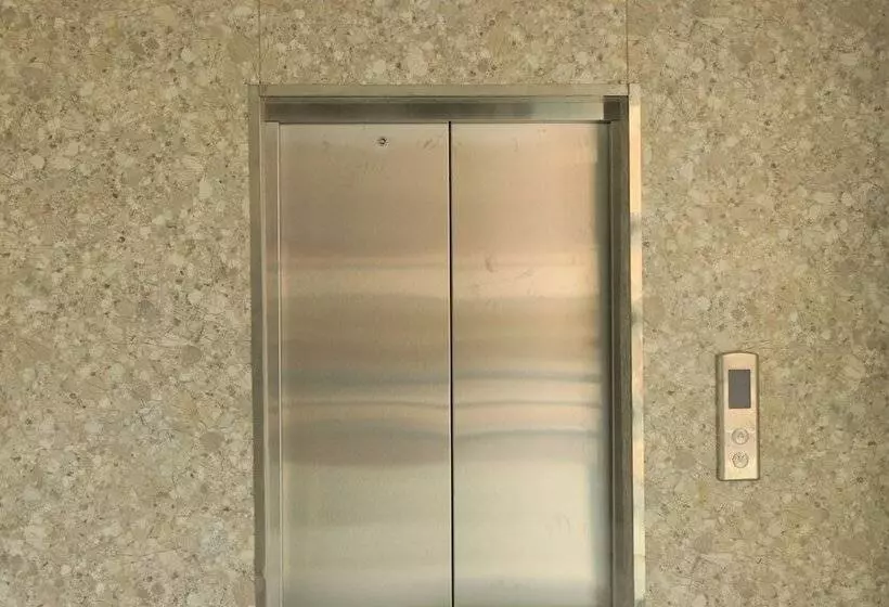 هتل Junction