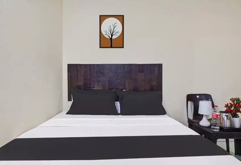 هتل Oyo Highway Lodge