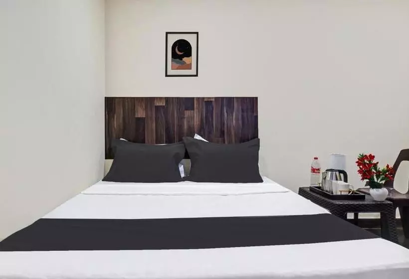 هتل Oyo Highway Lodge