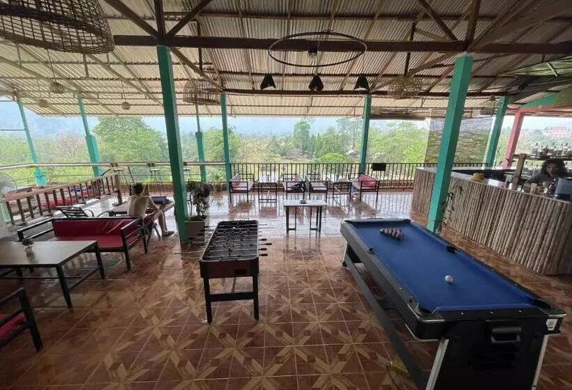 Blue Sunset Hostel