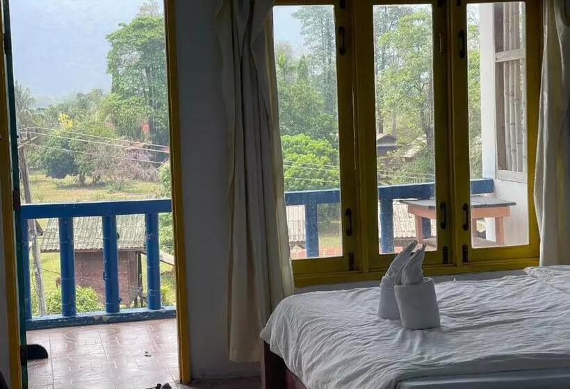 Blue Sunset Hostel