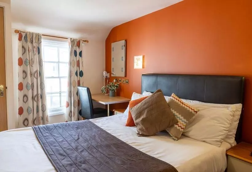 Hotelli The Warehouse