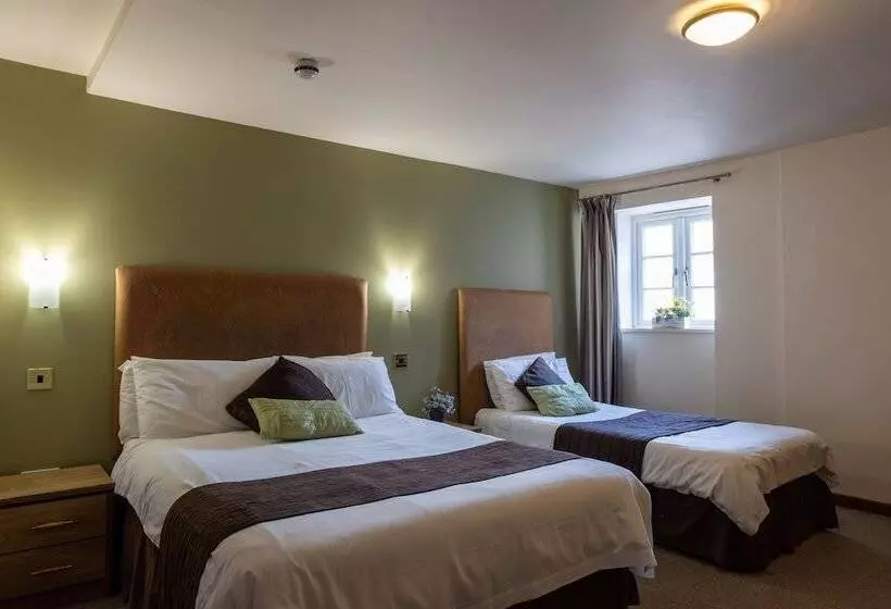 Hotelli The Warehouse