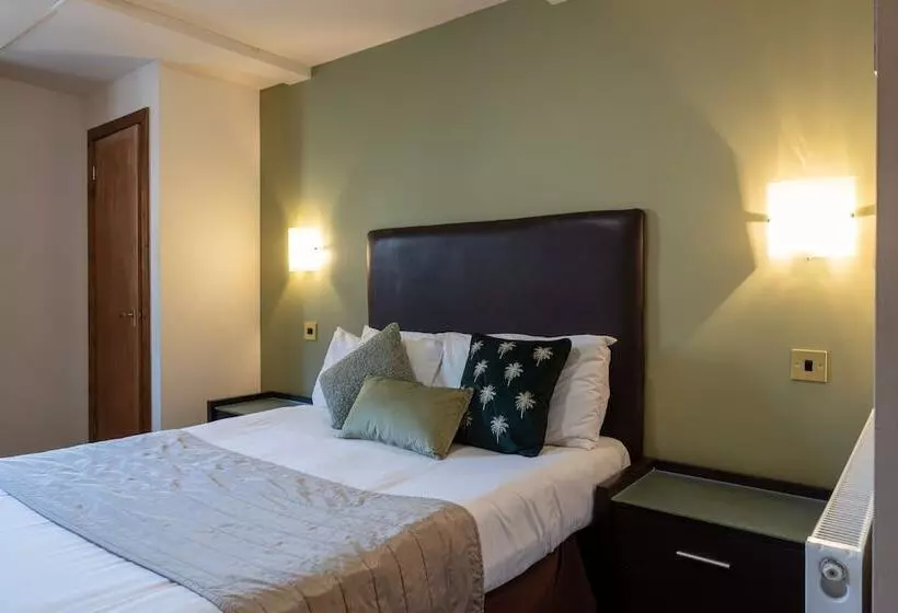 Hotelli The Warehouse