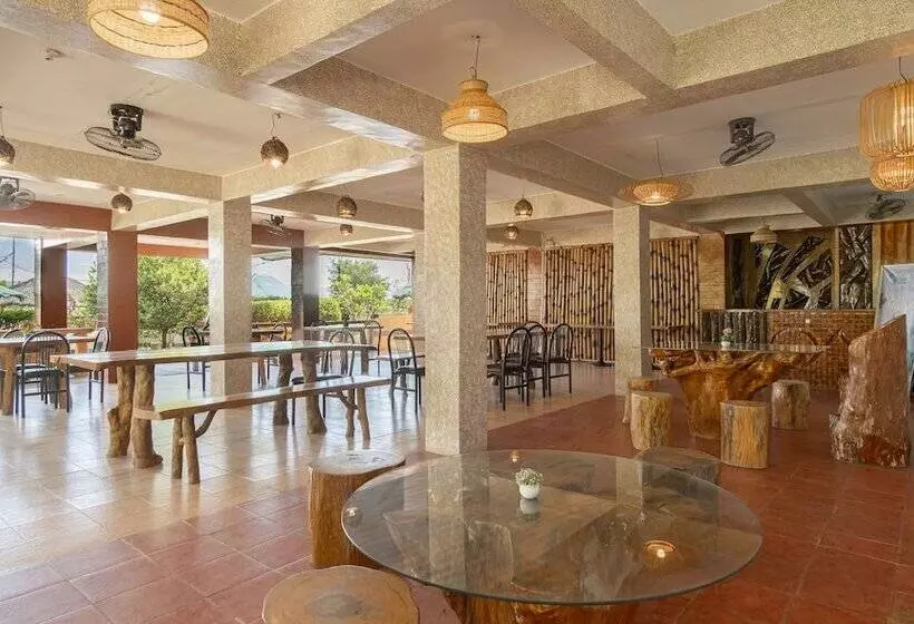 One Alo Hotel And Resort By Hiverooms