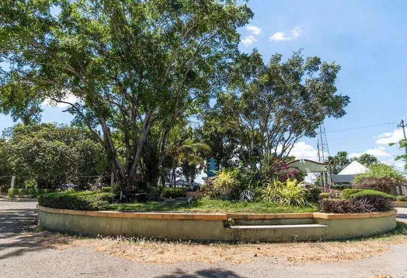 One Alo Hotel And Resort By Hiverooms