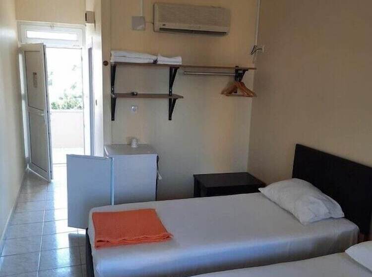 Yunus Hotel & Bungalow