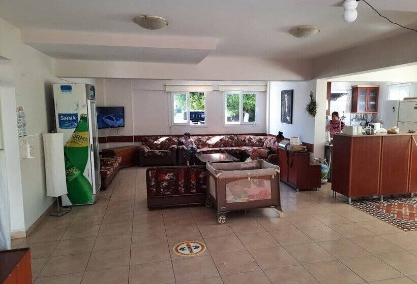 Yunus Hotel & Bungalow