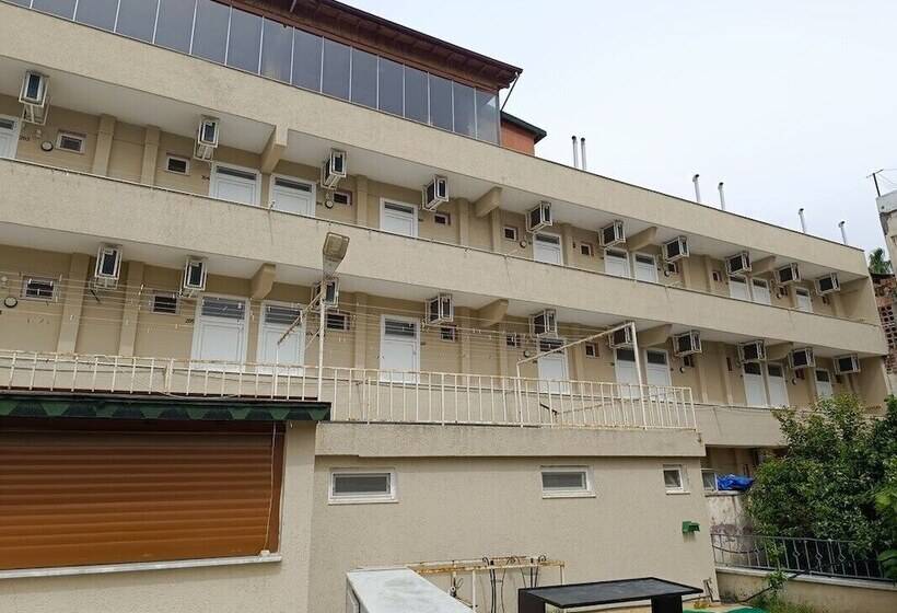 Yunus Hotel & Bungalow