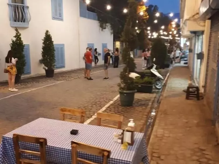 Yunus Hotel & Bungalow