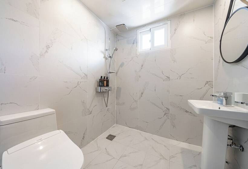 בית מלון כפרי Browndot Samcheonpo