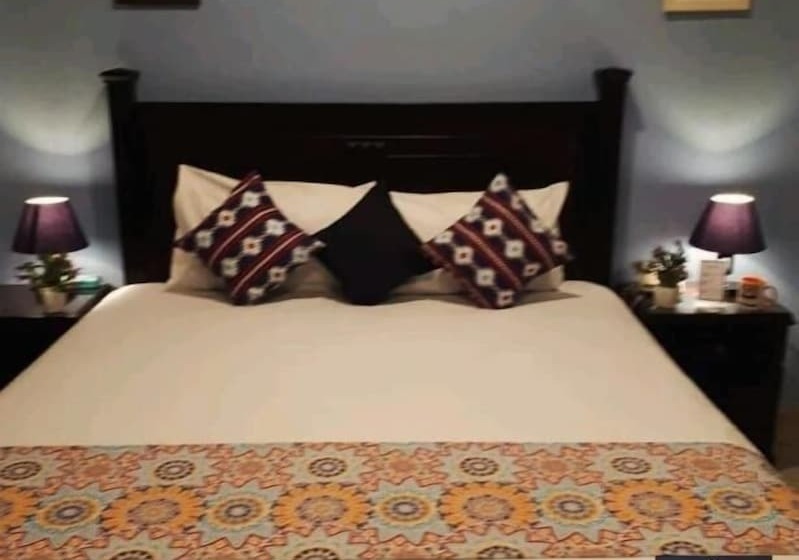 پانسیون Rise Inn