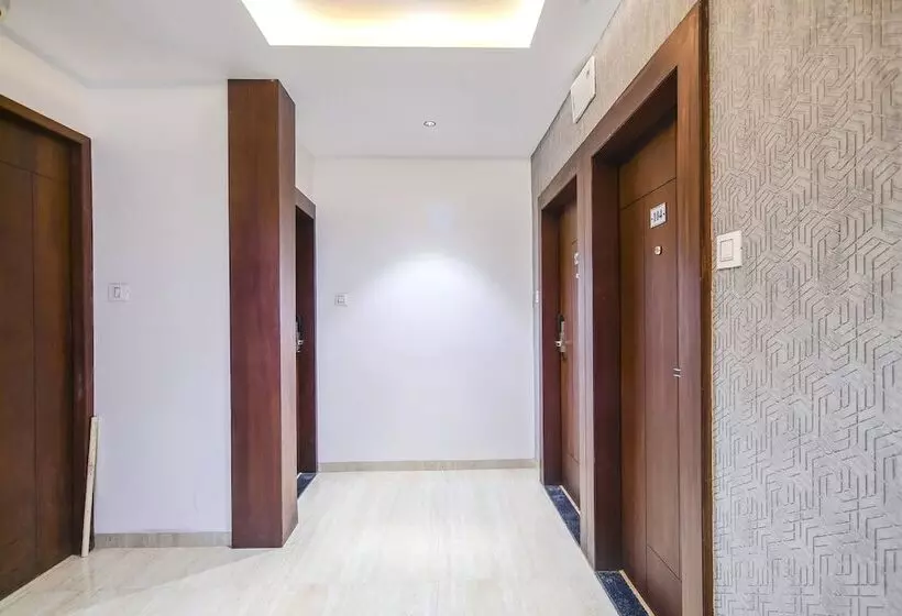 Fabhotel Awadhvue