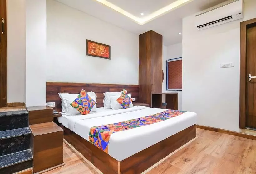 Fabhotel Awadhvue