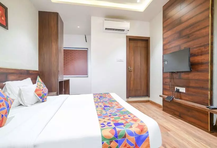 Fabhotel Awadhvue