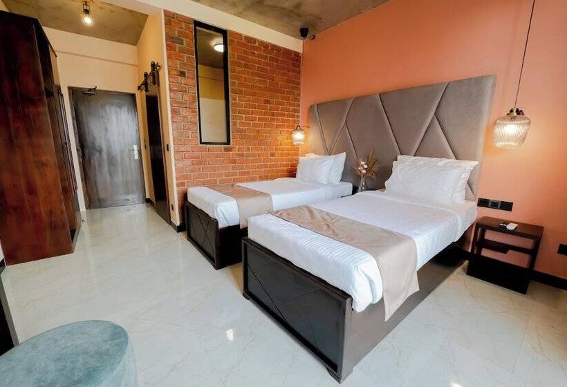 فندق Limeshine Airport Transit