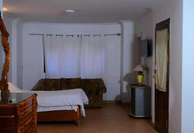 هاستل Hoppa Guest House