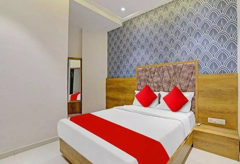 Hotelli Planet Villa