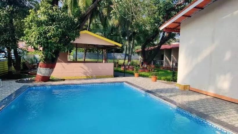 リゾートホテル Happy Holiday Alibaug