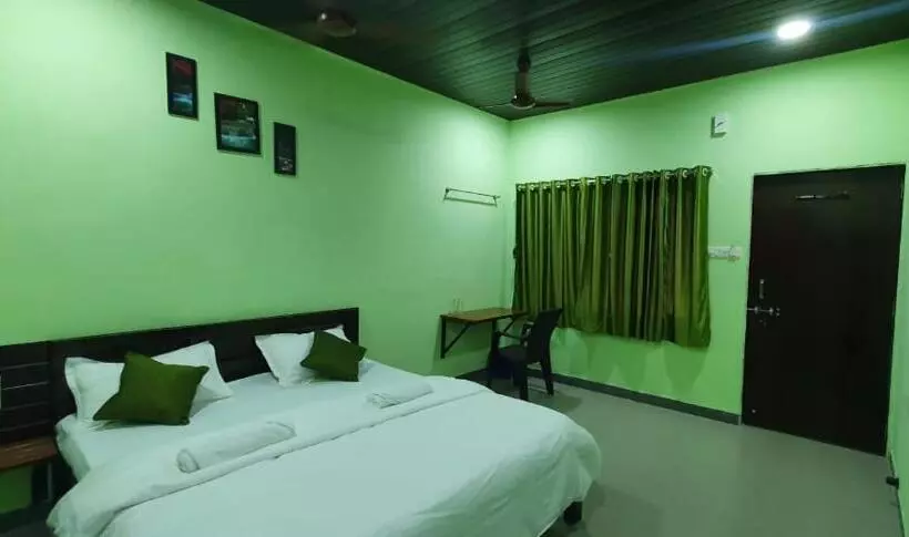 リゾートホテル Happy Holiday Alibaug