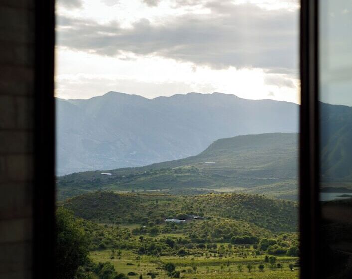 ホテル Bujtina Sophie