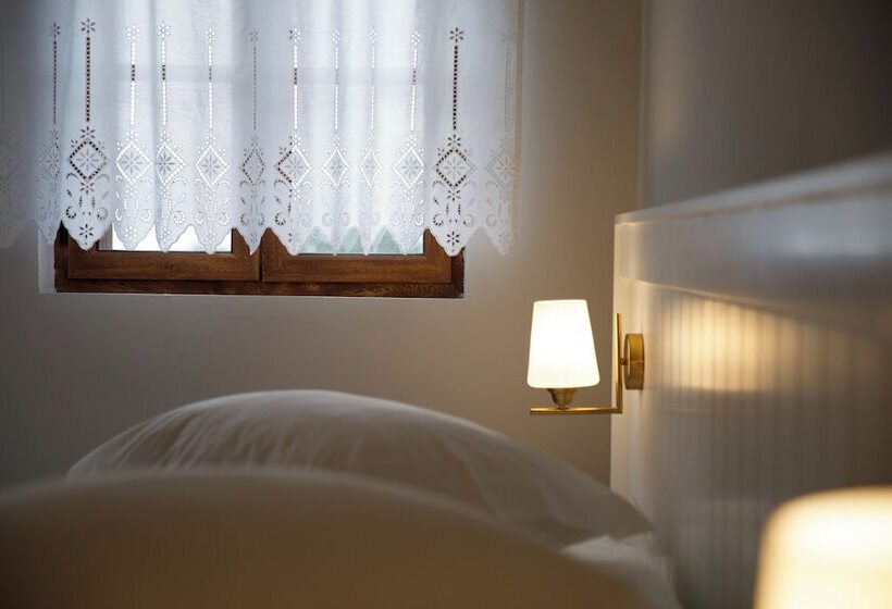 ホテル Bujtina Sophie