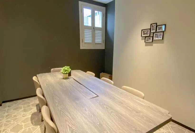 هتل St Signature Jalan Besar