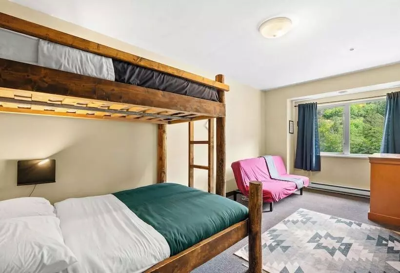 Retkeilymaja Squamish Adventure Inn