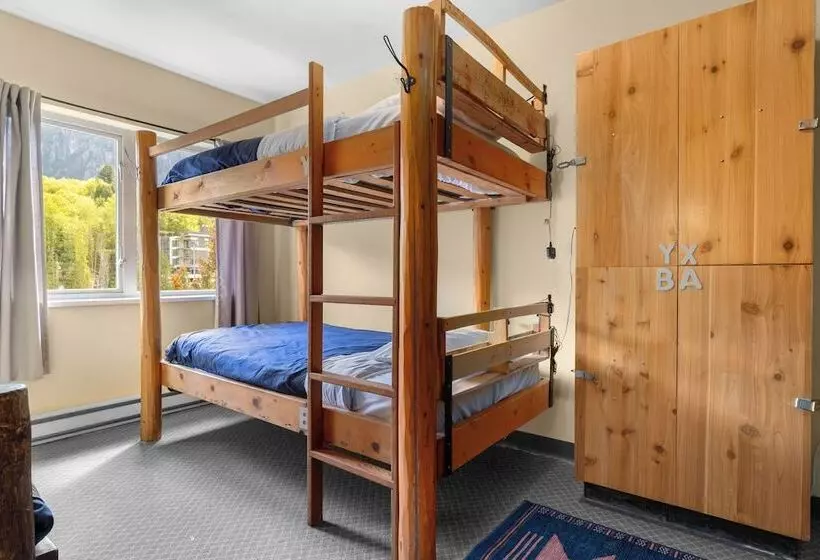 Retkeilymaja Squamish Adventure Inn