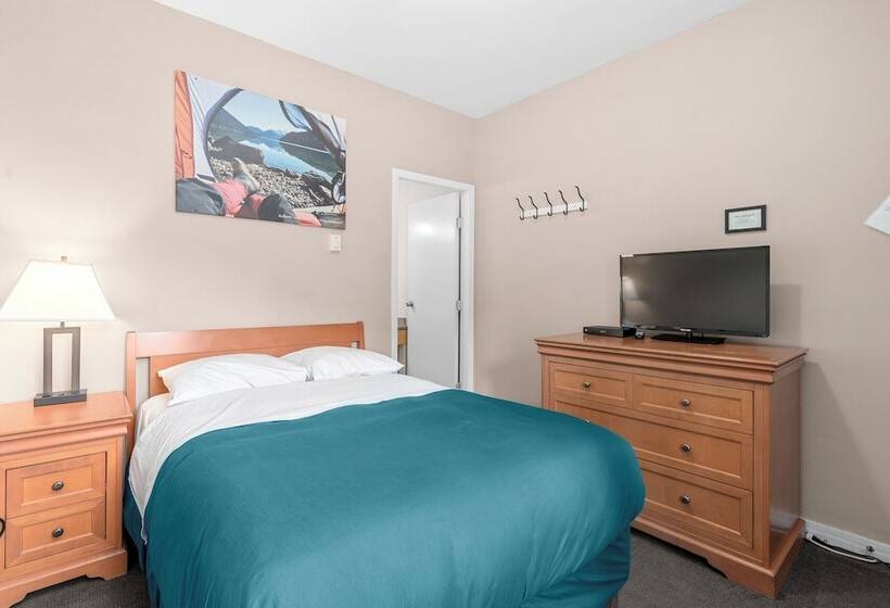 旅馆 Squamish Adventure Inn