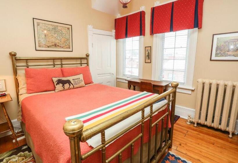 צימר Danby House